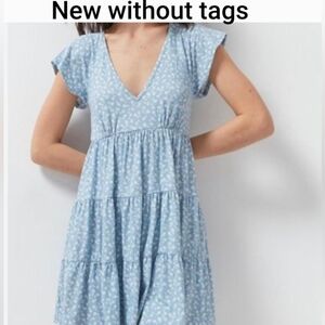 Urban Outfitters Blue/White Daisy Floral Tiered Mini Dress Small New Without Tag